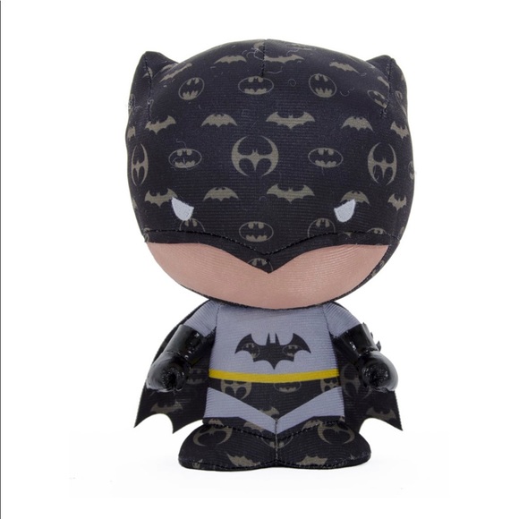 7” DZNR BATMAN ENBLEM COLLECTOR’s CHIBI PLUSH - Picture 3 of 8